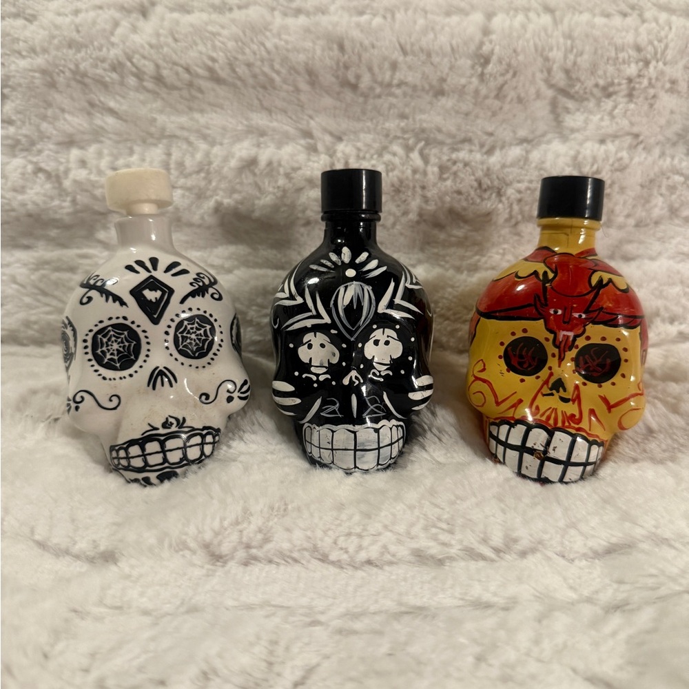 Lot of 3 EMPTY KAH TEQUILA Hand Made Day of the Dead Skull Head Bottles